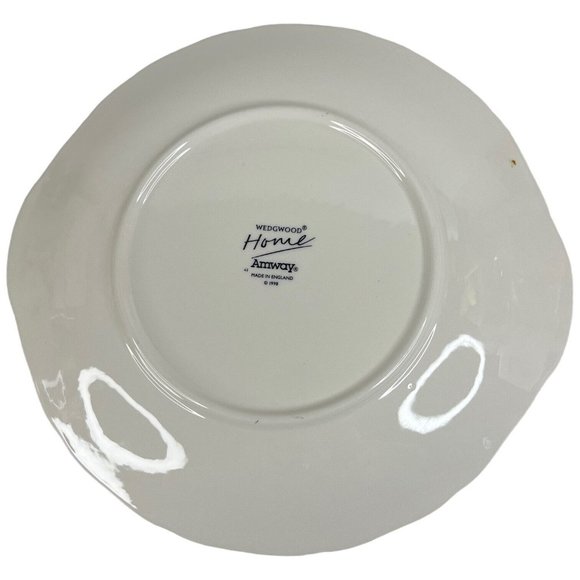 4 Wedgwood Home Amway Wreath Dinner Plates 1998 Made England Christmas Handle - Picture 9 of 9